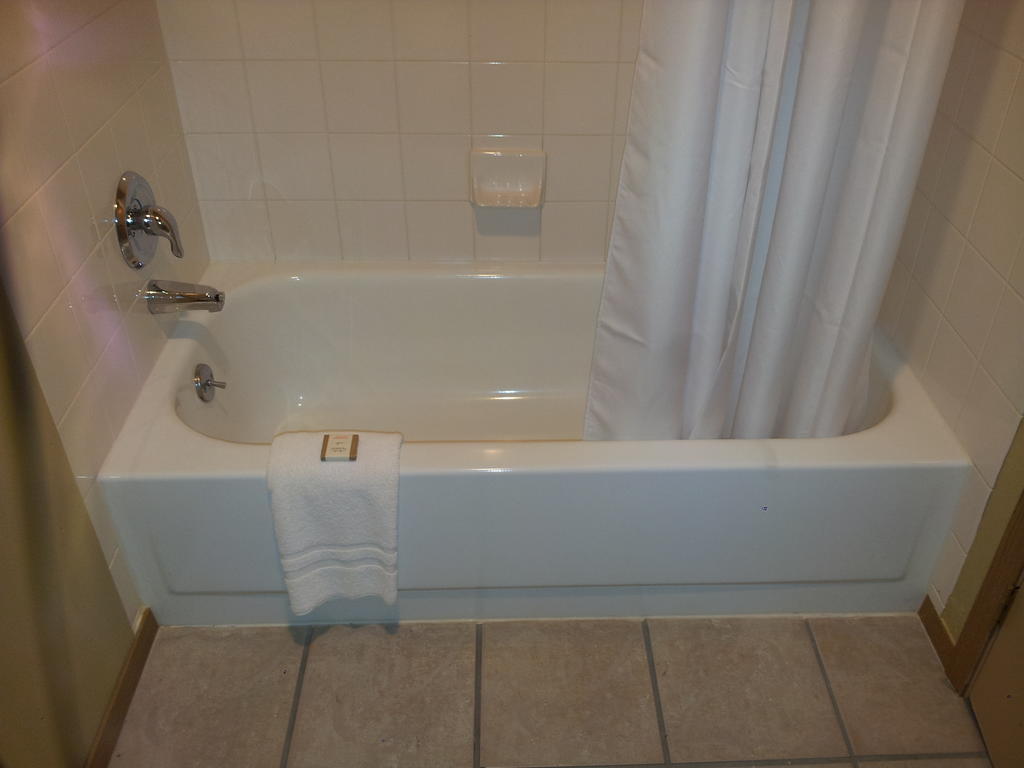 South Tacoma Suites Habitación foto